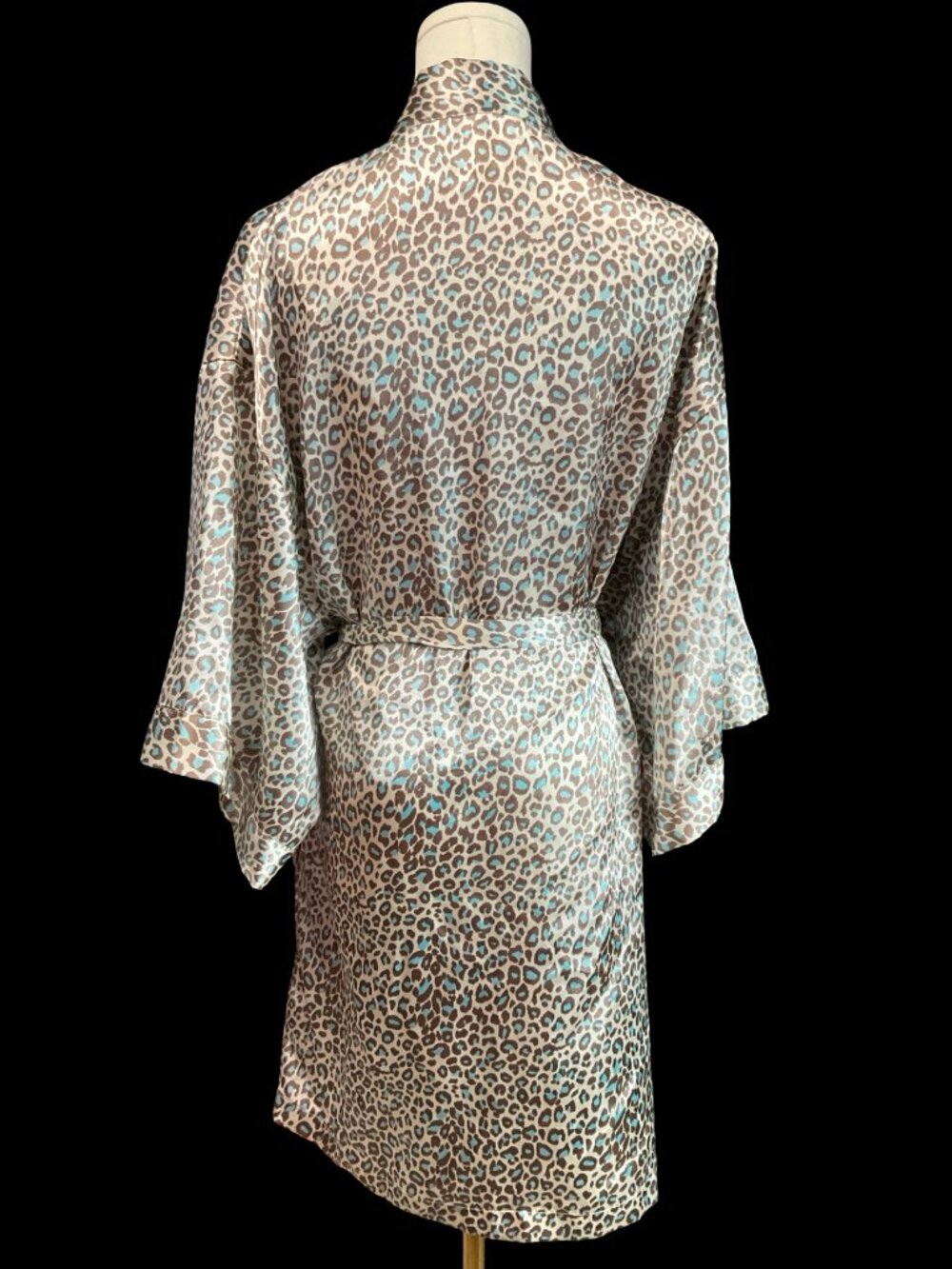 Leopard Print Silky Robe - Picture 3 of 5